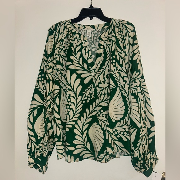 H&M Green and Cream Leaf Pattern Blouse - Picture 1 of 3